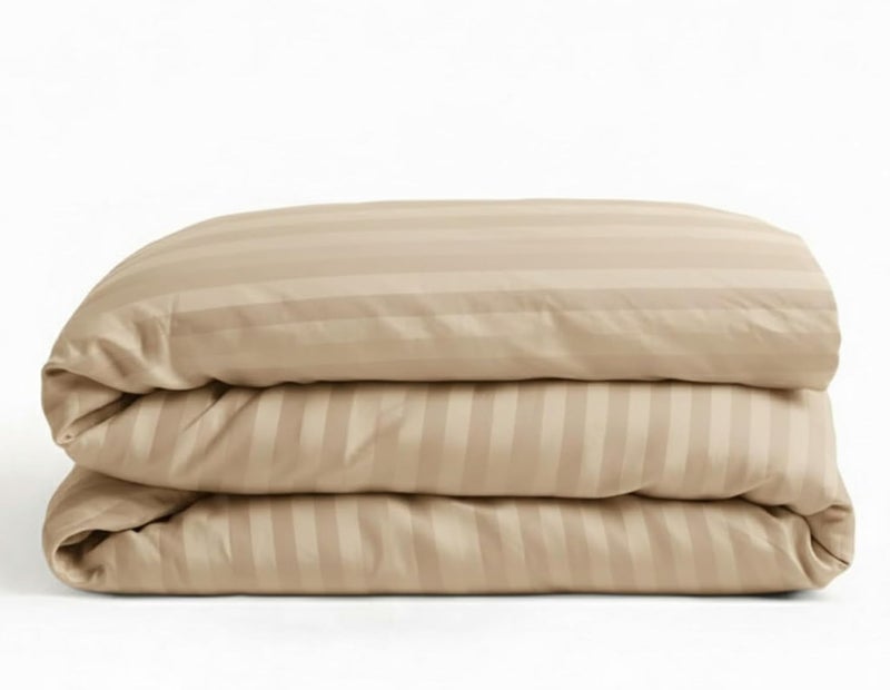 bedding zone غطاء لحاف فاخر مخطط متعدد الألوان من BEDDING ZONE - إغلاق بسحاب بيج مزدوج (200X200) - Image 1